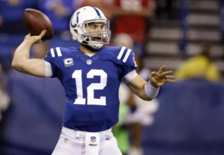 Andrew Luck regresa a la cancha. /Foto AP