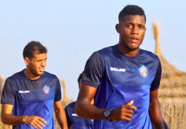 José Fajardo en los entrenamientos. /Foto @alkawkbFC