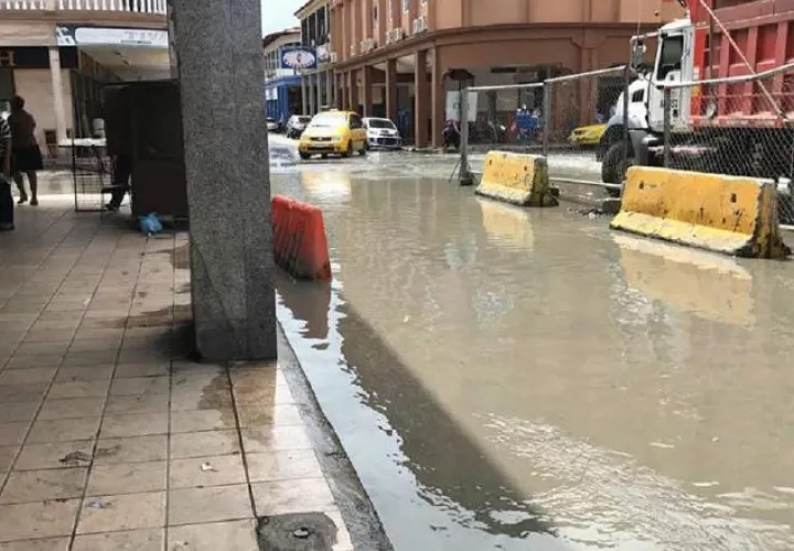 Reparación de calles en el distrito de Colón. Archivo