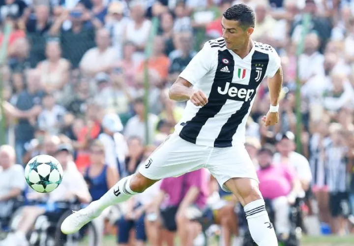 Cristiano Ronaldo tiene curiosidad por enfrentarse a los equipos de la Serie A. AP