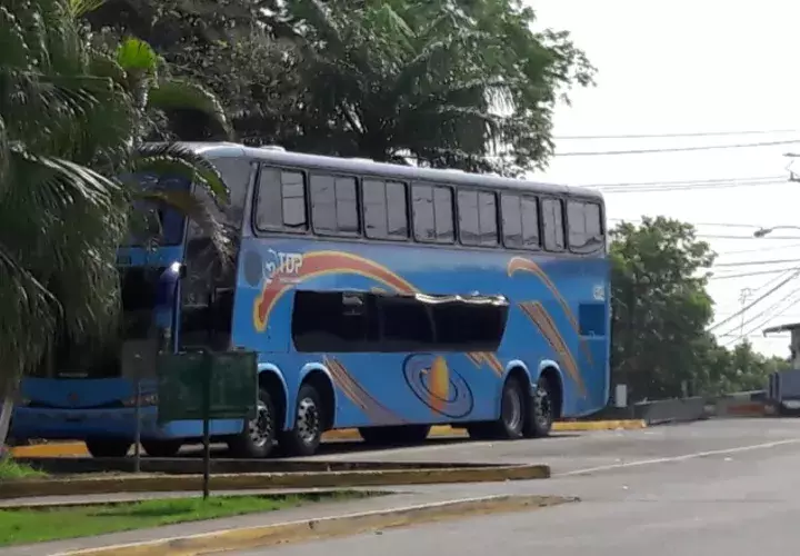 Se implementará un lector electrónico de cédulas para llevar un registro. /Foto José  Vásquez
