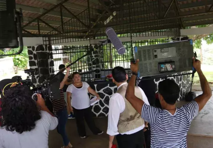 En plena filmación. Todos aprendieron mucho.