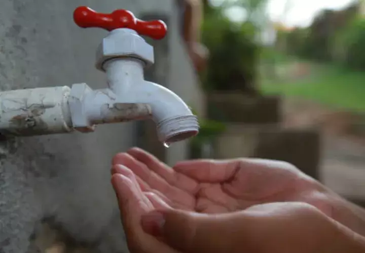 Autoridades piden uso racional del agua potable./ Foto: Panamá América