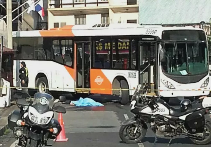 El lamentable accidente trajo como consecuencia la muerte de un hombre de 40 años.