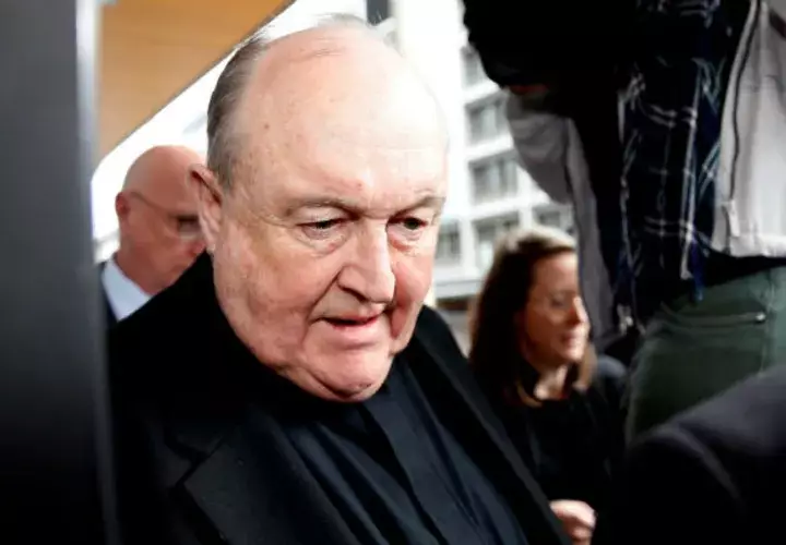 Respecto a la recomendación vinculada al celibato, la Iglesia australiana ha notificado al Vaticano y ha pedido consejo de los expertos en esta materia.
