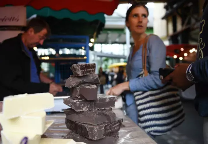 El chocolate oscuro en el desayuno ayuda a la cognición de los niños. Foto: EFE. 