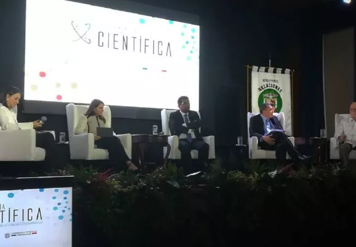 Panel de Medio ambiente, cambio climático y sostenibilidad.