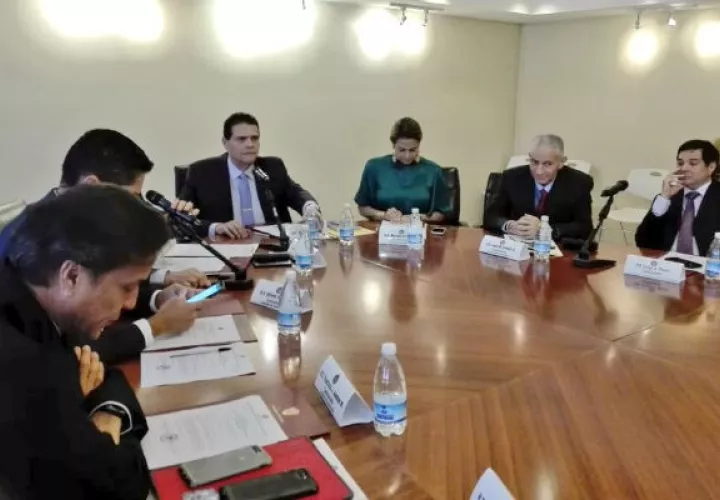 Reunión de la Comisión de Credenciales