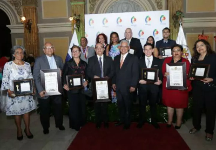 Ilustres panameños.  