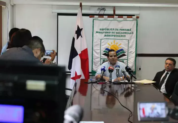 El Mida organizó una conferencia de prensa para explicar su versión sobre la compra de arroz a Guyana. / Foto: Mida. 