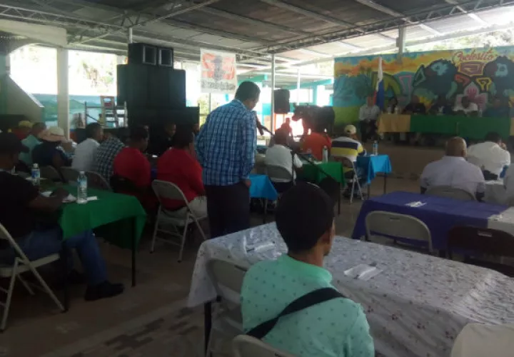 La denuncia se hizo en el Consejo provincial de Colón. Foto: Diómedes Sánchez. 