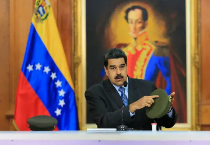 nicolás Maduro, en conferencia de prensa habla de los posibles responsables del atentado. FOTO/EFE