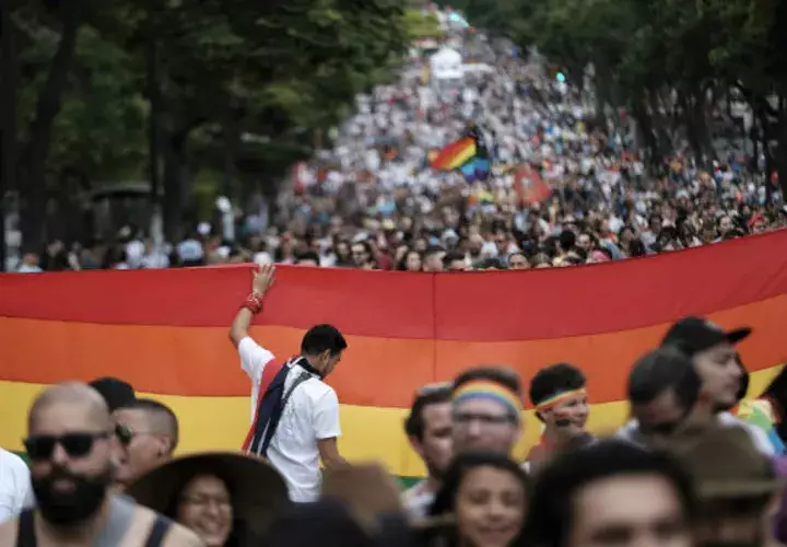 Si el Congreso no aprueba ninguna ley, las dos normas quedarán automáticamente derogadas en el plazo de 18 meses.
