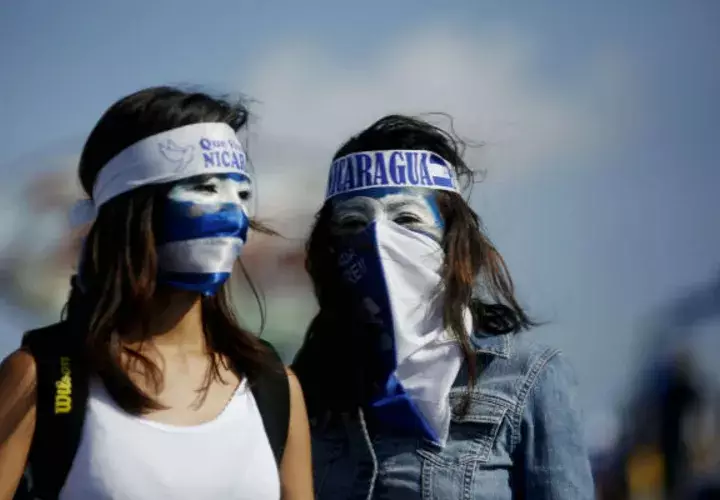 Nicaragua vive la crisis sociopolítica más sangrienta desde la década de 1980, también con Ortega como presidente.