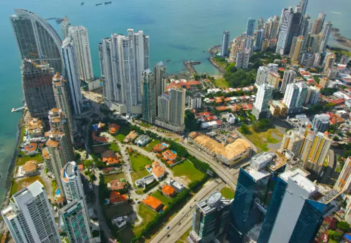 Los analistas locales coinciden en reconocer el fuerte impacto de la huelga de la construcción