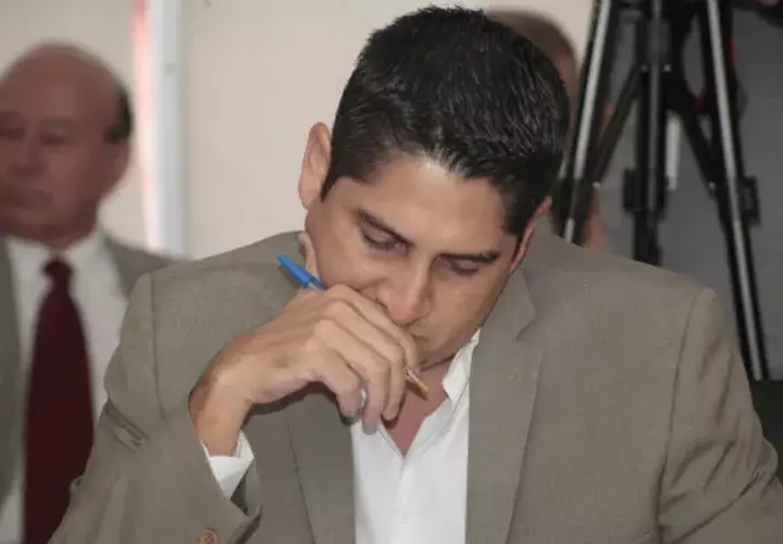Pérez fue notificado del proceso en su contra. Harry Díaz será el magistrado juez y Oydén Ortega el fiscal. / Foto: Víctor Arosemena.