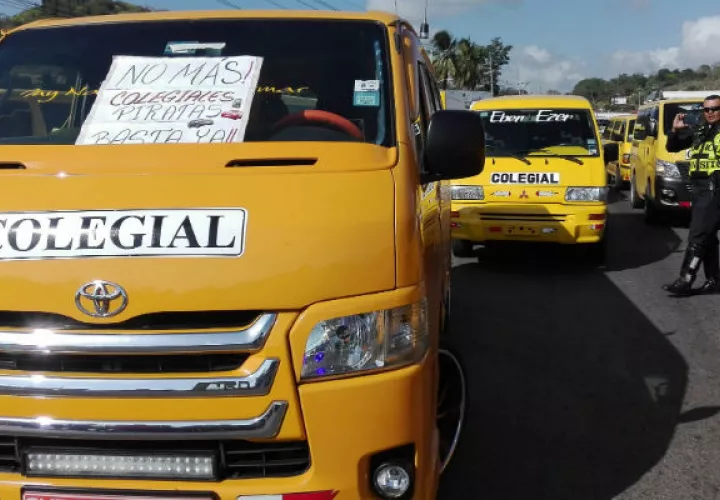Estos transportistas no descartan el cierre de calles. Foto: Archivo/Ilustrativa.