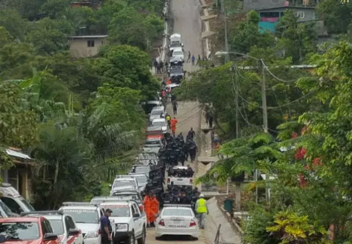 Vista del desalojo de precaristas del sector de Nueva Jerusalén, en el distrito de Arraiján. 