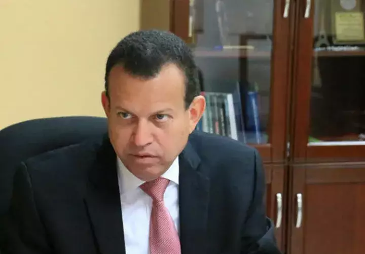 A partir de hoy empieza a regir la renuncia de Ricardo Solís. Foto/Cortesía