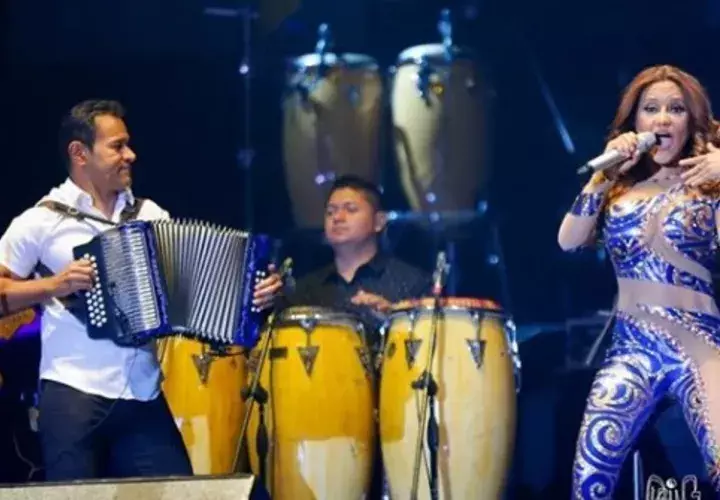 Sandra Sandoval adelanta un extracto de su nuevo tema 'La patrona'. Foto: Instagram