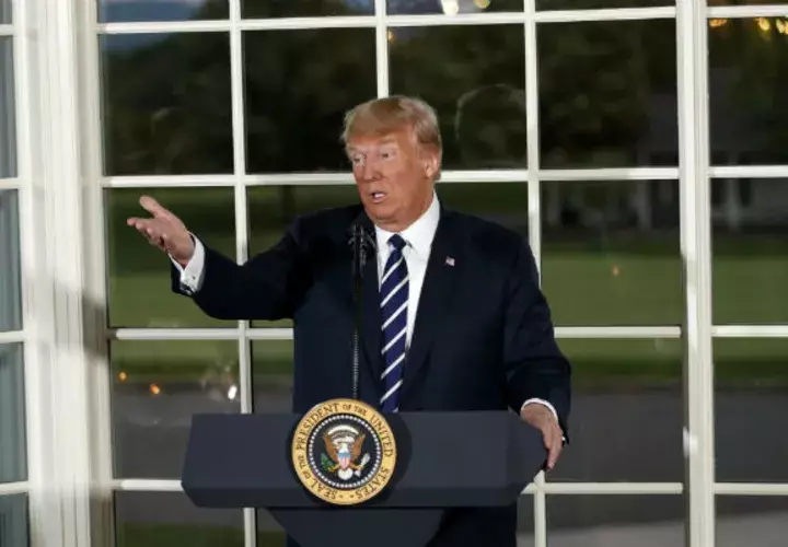 donald trupm, impuso las sanciones por utilizar armas químicas contra el exespía Sergei Skripal. FOTO/ AP
