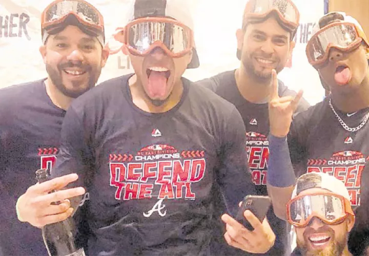 Johan Camargo le permitió a sus fanáticos ver en directo el festejo.