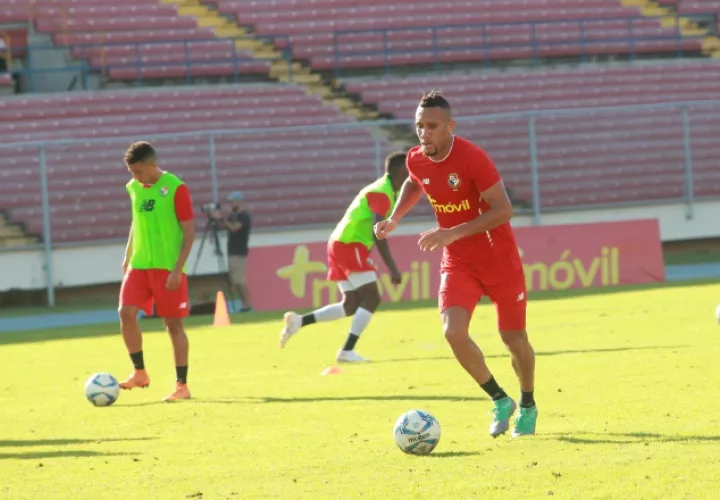 Palacios, durante el entrenamiento de la selección de Panamá. /Foto Anayansi Gamez