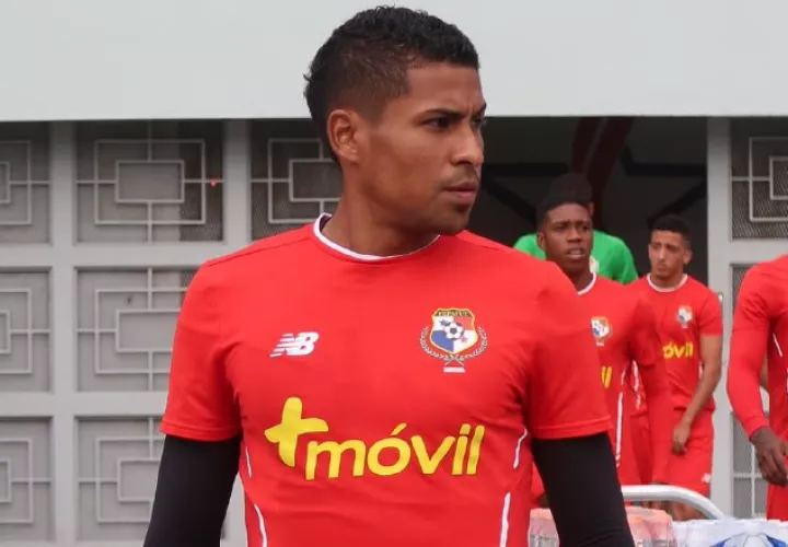 Miguel Camargo entrenó ayer con la Roja. /Foto @Fepafut