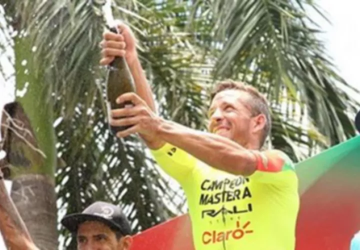 Michel Suárez festeja su triunfo. /Foto @Fepaci