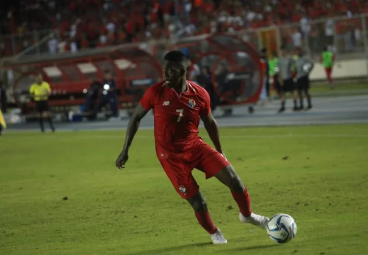 José Luis Rodríguez, volante de la Roja. /Foto Anayansi Gamez