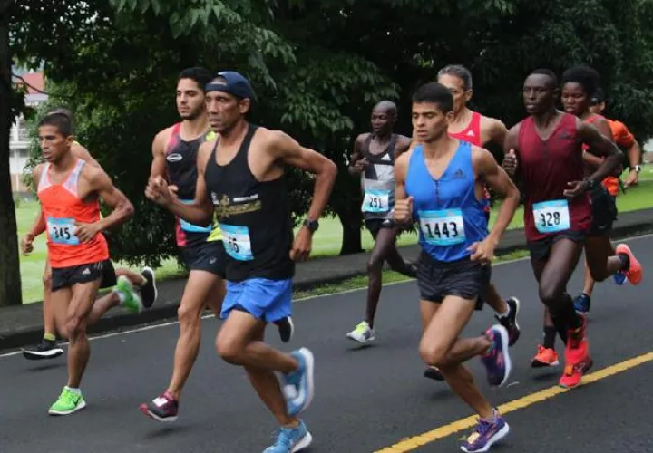 Edwin Rodríguez (1443) competirá en un evento de 21 kilómetros en España. /Foto Cortesía