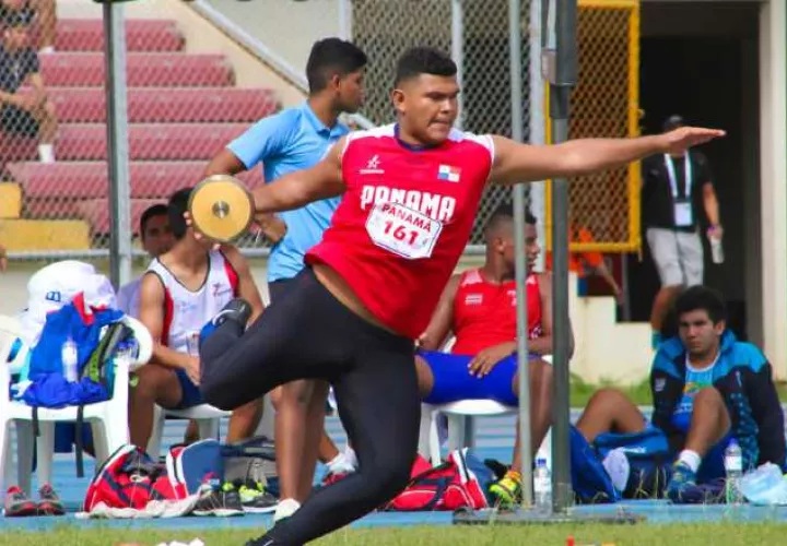 Arturo Murillo ganó oro en el lanzamiento de disco. /Foto Pandeportes