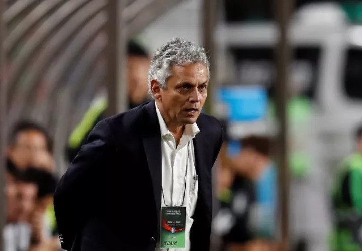 Reinaldo Rueda dirige a Chile. /Foto EFE