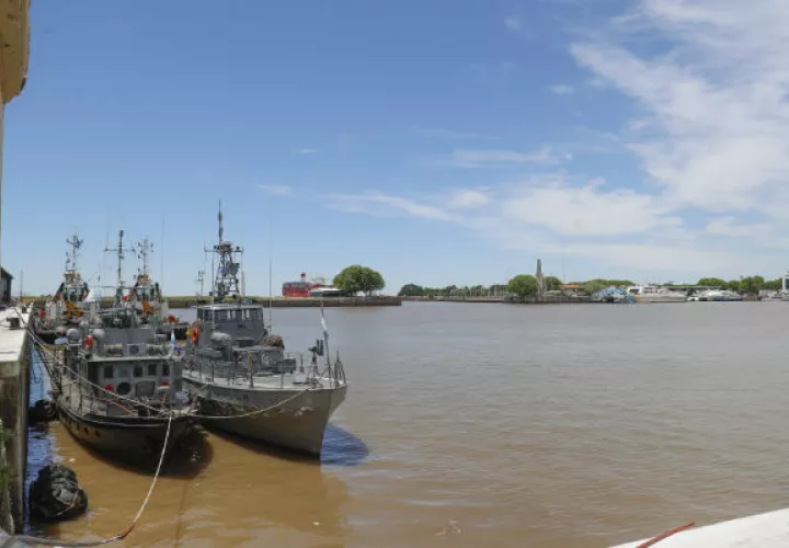 a búsqueda del submarino en el océano, hasta ahora infructuosa.