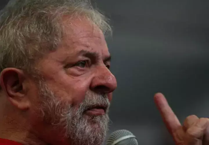 Lula cumple en prisión una pena de doce años por corrupción en Brasil. Foto: EFE