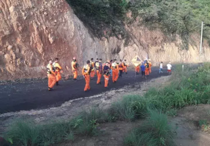 Bloque de búsqueda en el caso de Cerro Marta. Foto/Sinaproc
