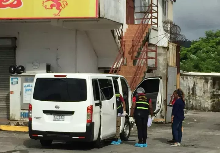 Al momento de solicitarle la licencia al conductor, este se dio a la fuga. Foto/Diómedes Sánchez
