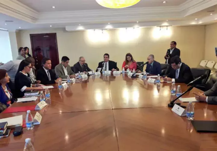 Comisión de Credenciales 