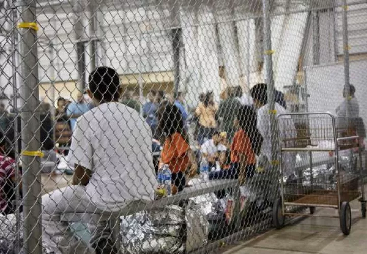 Los albergues para menores salvadoreños han sido muy criticados. FOTO/AP