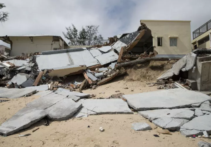 El edificio de una escuela destruido, luego del paso del tifón Mangkhut en Filipinas. EFE