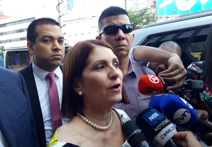 Marta Linares de Martinelli. 