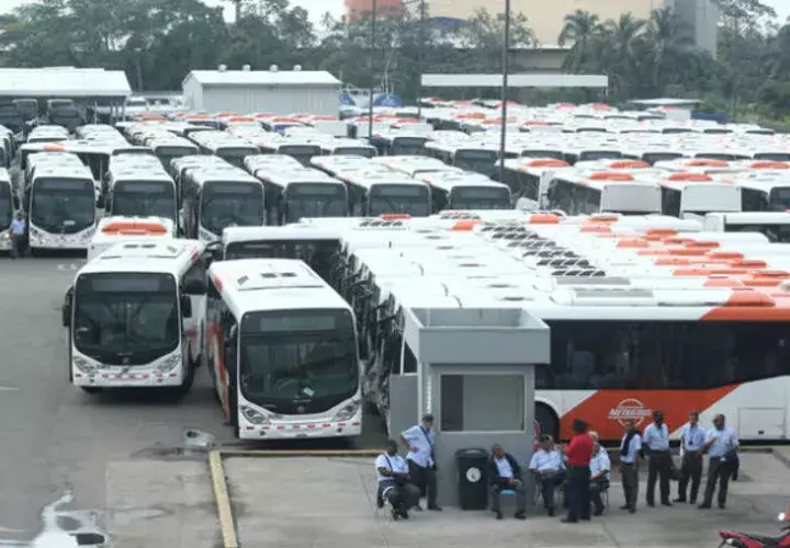 Los actuales buses están en el 50% de su vida útil. Foto: Archivo