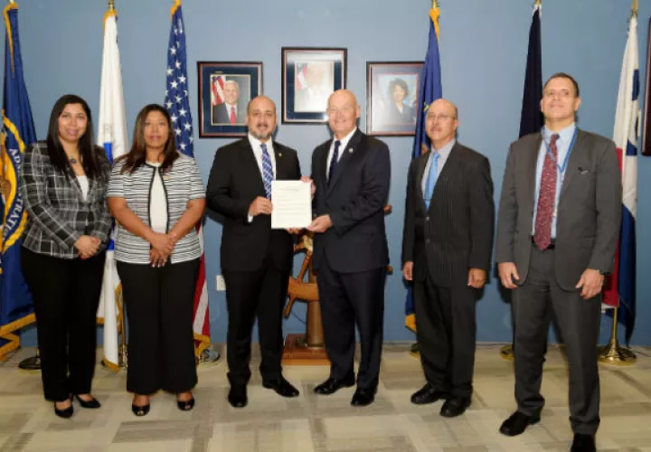 Panamá y Estados Unidos fortalecerán lazos en actividades comerciales marítimas 