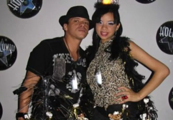Vico C junto a  Marangely Lozada. 