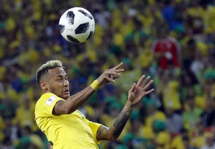 Neymar luego de un partido con Brasil en el pasado mundial de Rusia 2018. Foto EFE