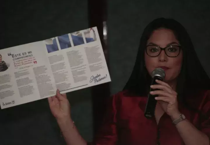 Zulay Rodríguez sustentó sus 14 propuestas en conversatorio con los medios. /Foto Víctor Arosemena