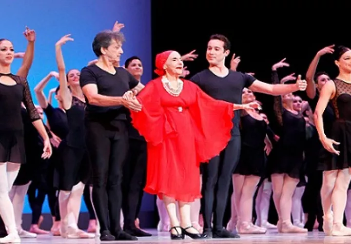 Alicia Alonso, máxima representante del Ballet Latinoamericano fue mentora de miles de bailarines y bailarinas. 