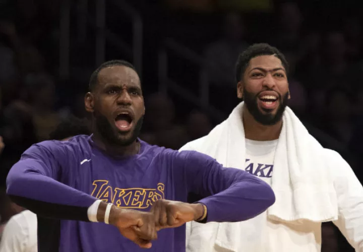LeBron James coló 23 puntos. Foto AP