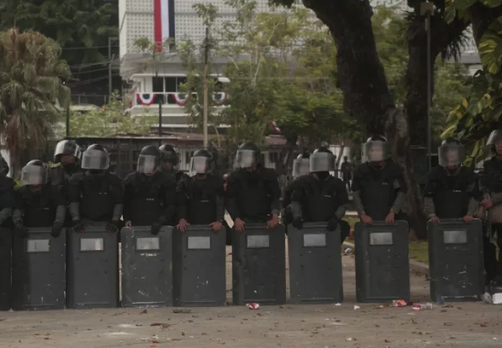 Tres días de protestas cerraron la primera legislatura del primer periodo de sesiones de la Asamblea Nacional.  Foto de Víctor Arosemena