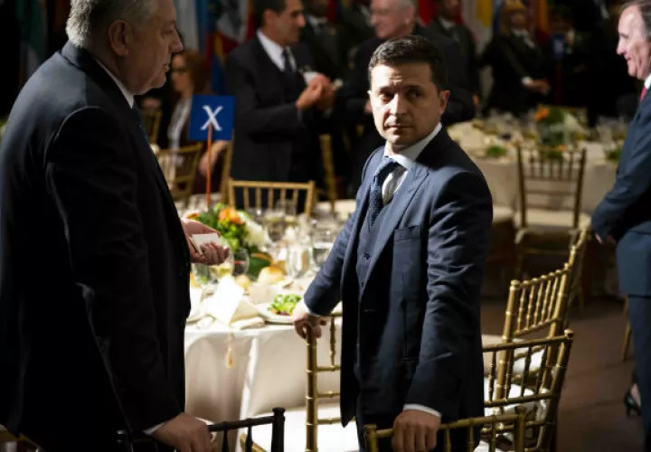 Algunos europeos están decepcionados por cómo el Presidente Volodymyr Zelensky buscó congraciarse con el presidente Trump. Foto/ Doug Mills/The New York Times.